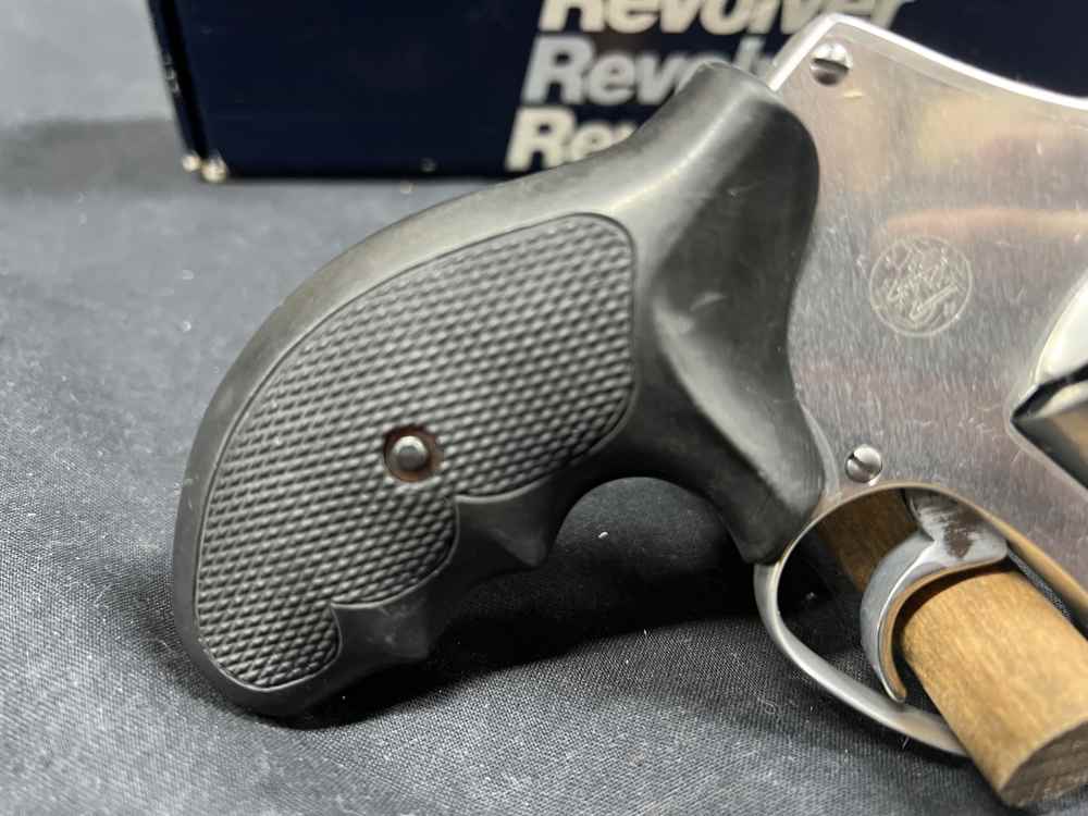 Smith and Wesson 632 Centennial 32 H&R mag 3” S&W stainless w box magnum -img-1
