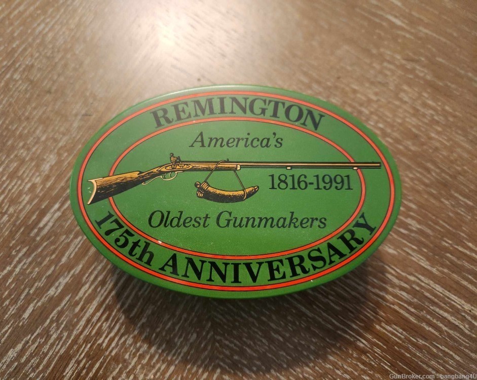 Remington 175th anniversary Collector Tin w/ 325 22 LR cartridges-img-2