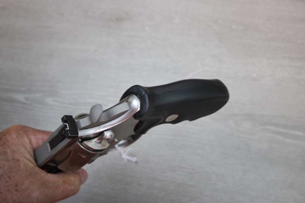 Colt Model King Cobra in 357 Mag with 4" Barrel.-img-14