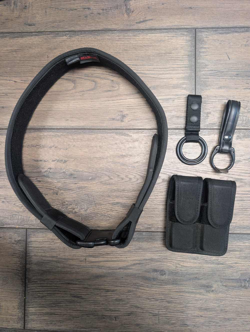 Bianchi 7200 Duty Belt,Magazine Pouch, Baton and Flashlight  size 40"-46"-img-0