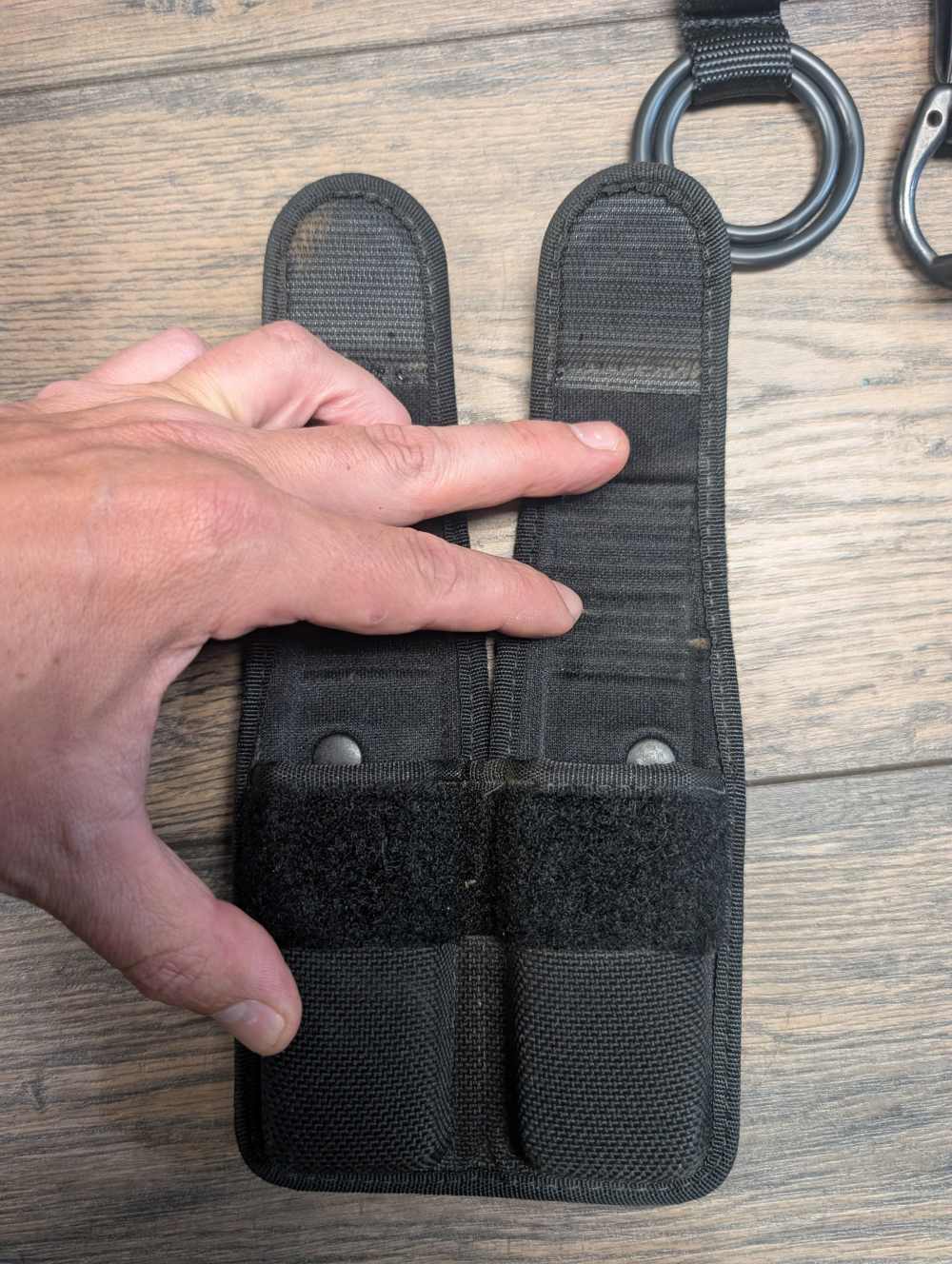Bianchi 7200 Duty Belt,Magazine Pouch, Baton and Flashlight  size 40"-46"-img-4