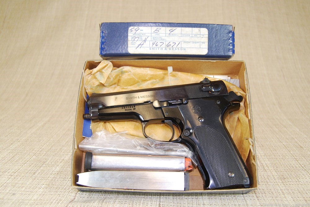 S&W 59 Blue w/wood grips-img-3