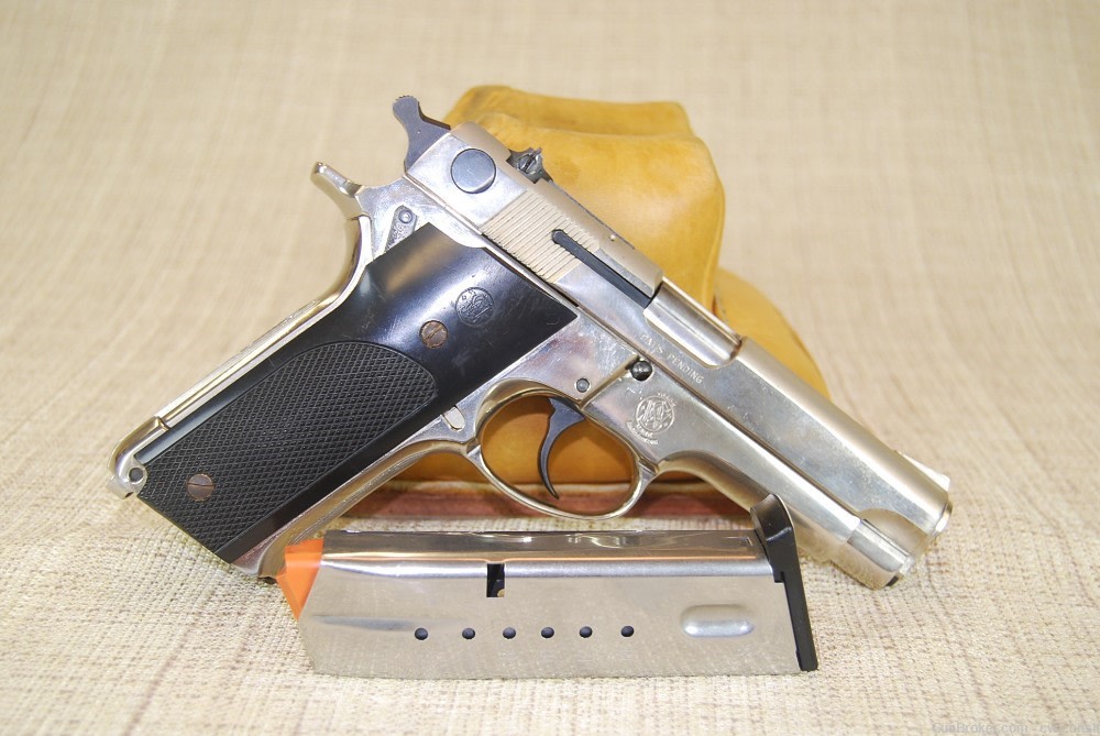 S&W 59 Nickel with two magazines-img-0