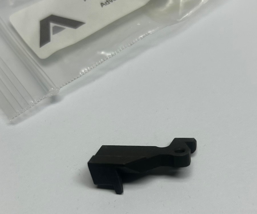 ARES SHRIKE FIGHTLITE Bolt Catch (2) -img-3