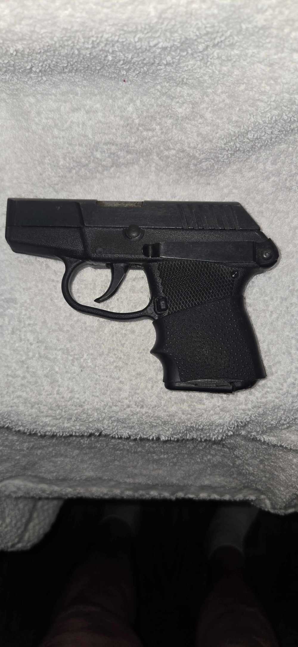 KEL TEC P3AT- .380 ACP-img-13