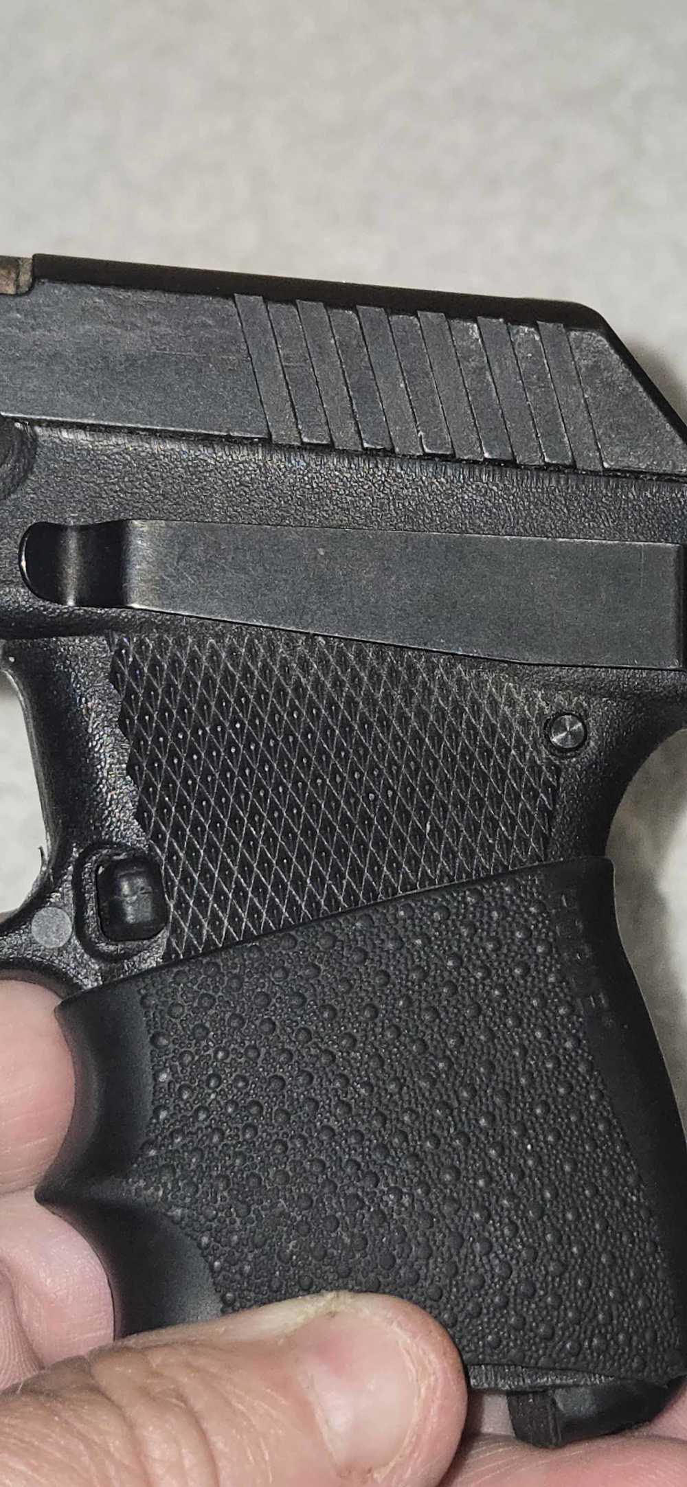 KEL TEC P3AT- .380 ACP-img-9