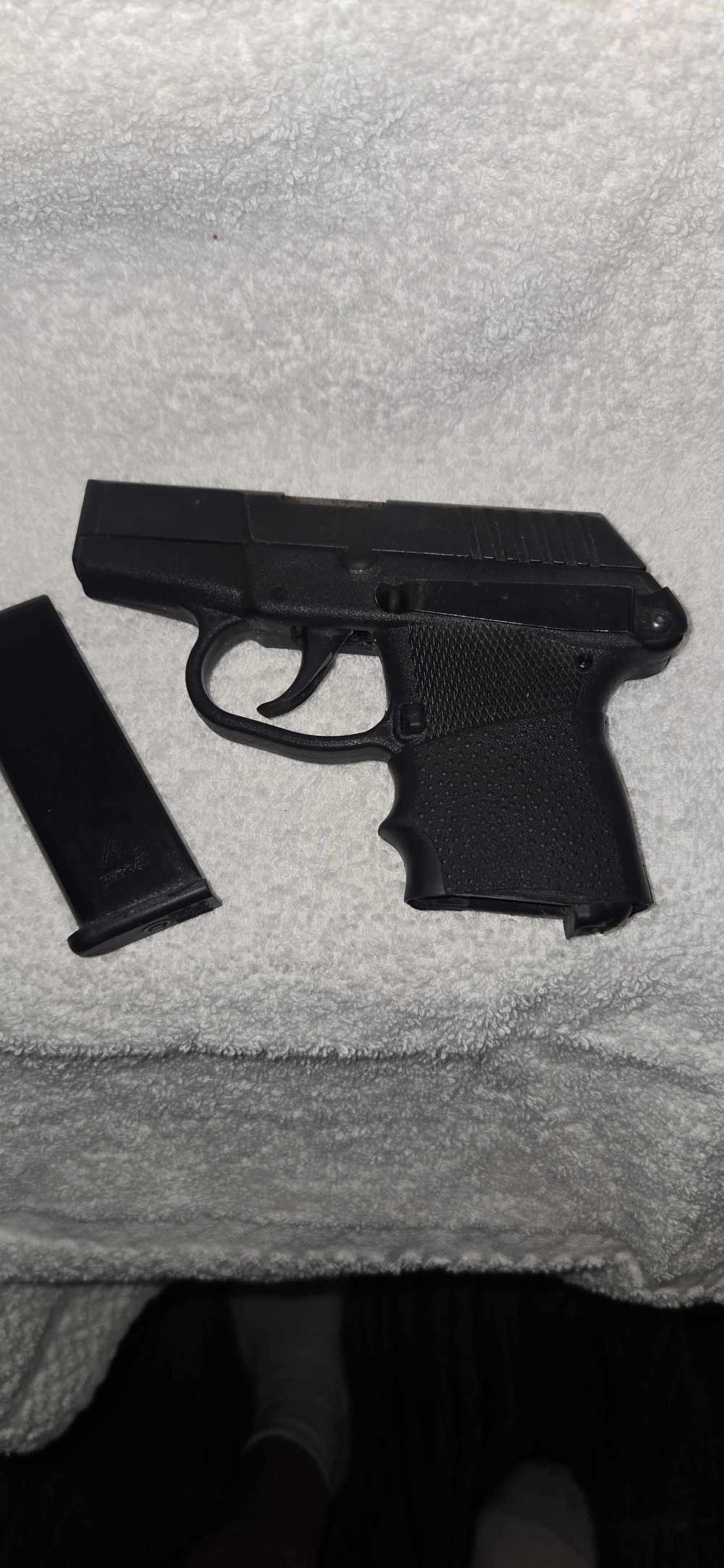 KEL TEC P3AT- .380 ACP-img-7