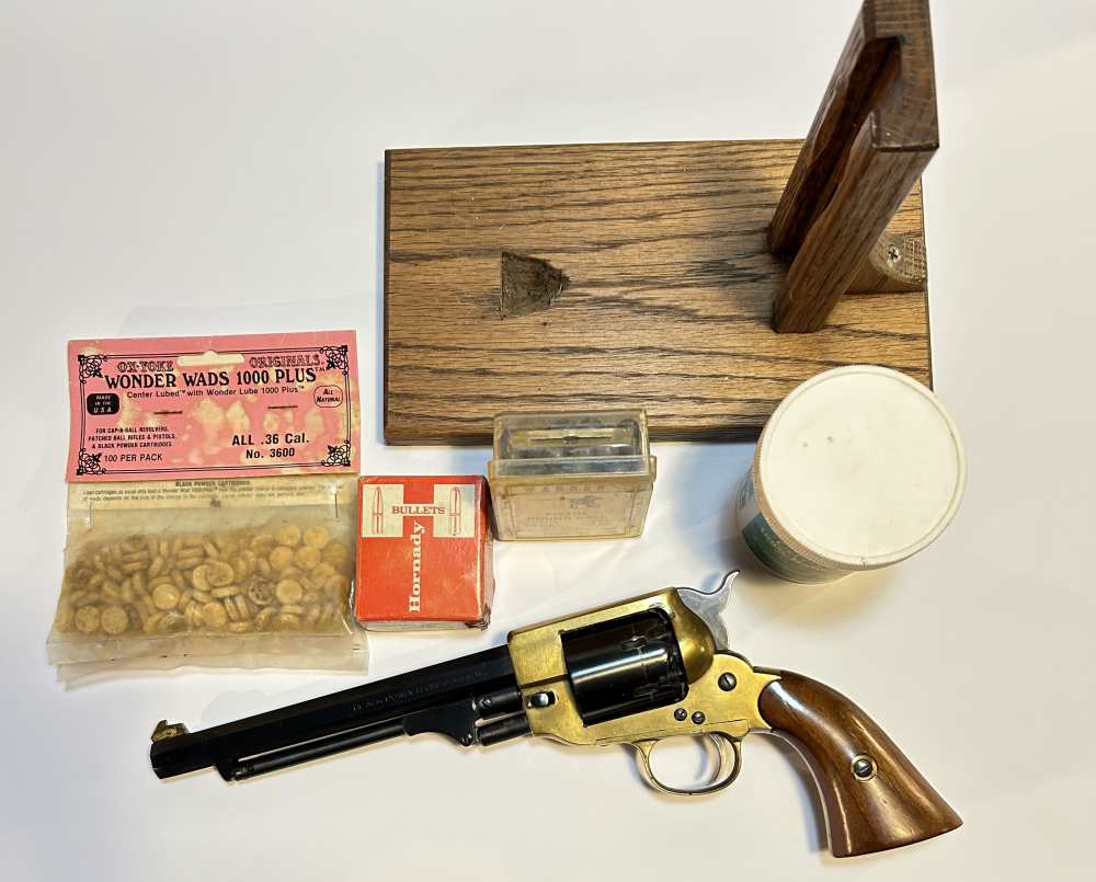 1862 Spiller & Burr Black Powder Pistol w/ custom front sight & accessories-img-11