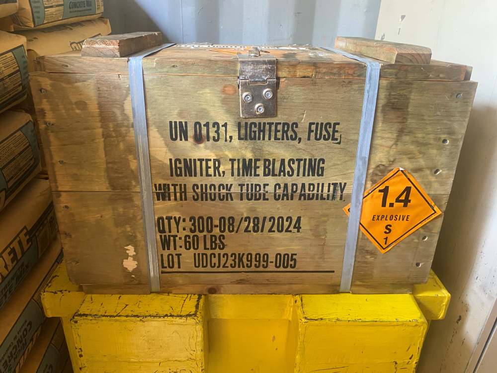 New-In-Box M81 Igniters - Factory Sealed Pack of 5 (Restricted item)-img-1