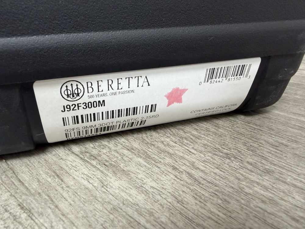 BERETTA 92FS 9MM SAFETY/DECOCKER 2-15 ROUND MAGS J92F300M BRAND NEW-img-10