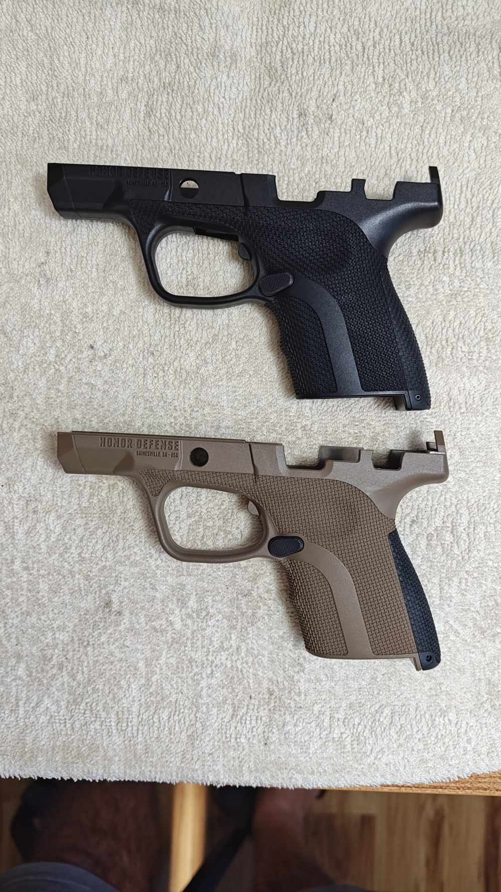 Honor Defense Honor Gaurd 9 mm with 2 Grip Modules & 3 Mags-img-45