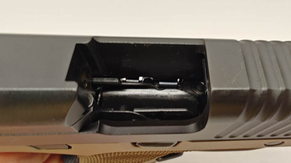 Honor Defense Honor Gaurd 9 mm with 2 Grip Modules & 3 Mags-img-19