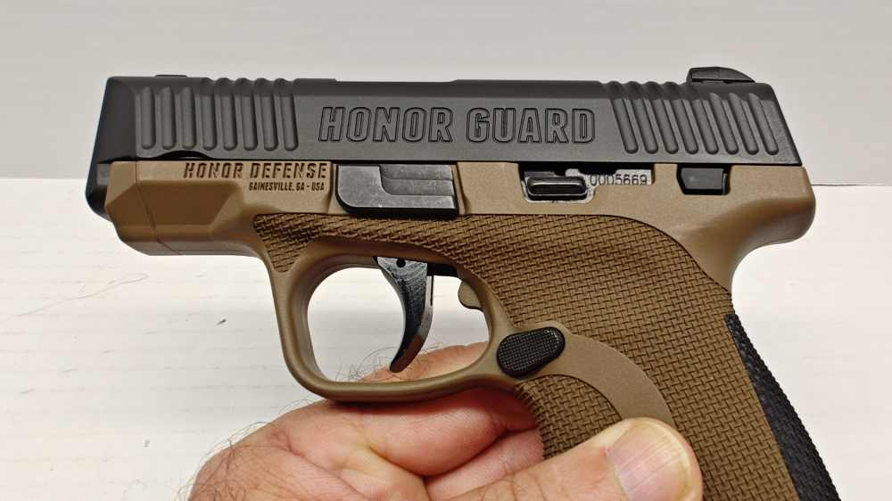 Honor Defense Honor Gaurd 9 mm with 2 Grip Modules & 3 Mags-img-4