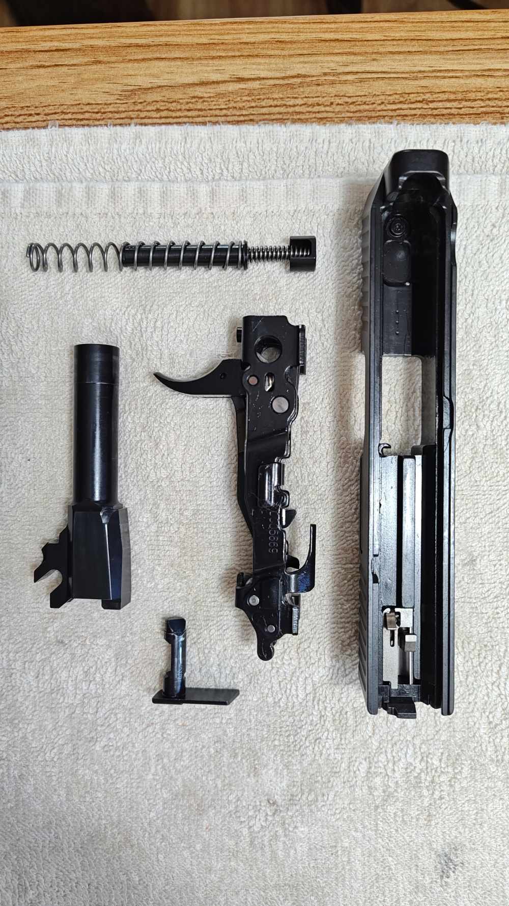 Honor Defense Honor Gaurd 9 mm with 2 Grip Modules & 3 Mags-img-52