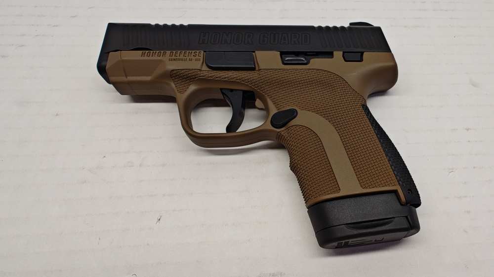 Honor Defense Honor Gaurd 9 mm with 2 Grip Modules & 3 Mags-img-15
