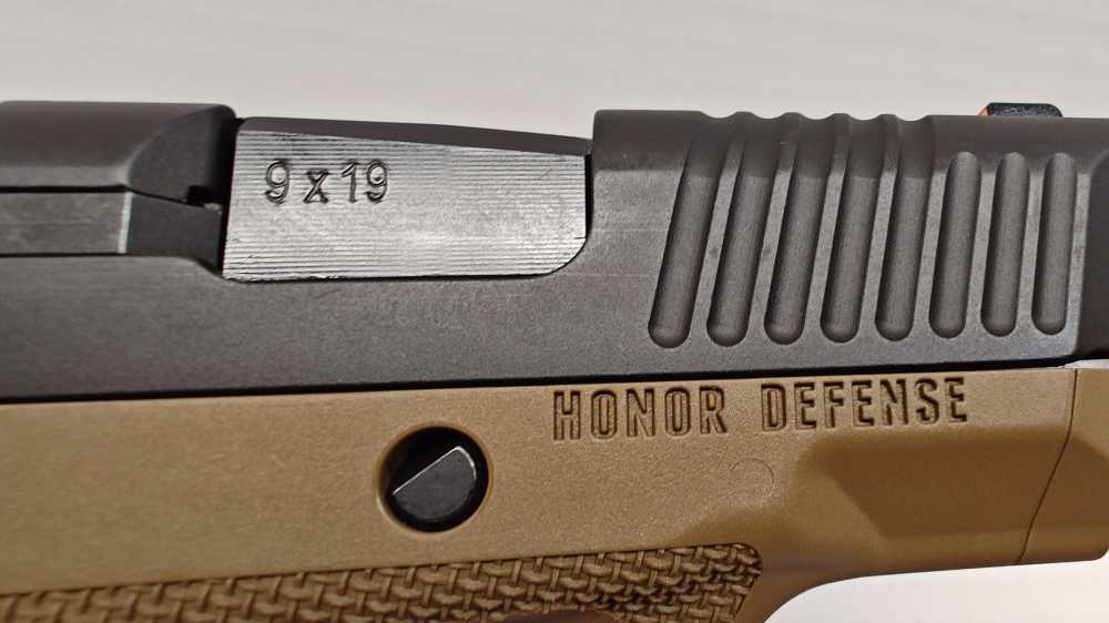 Honor Defense Honor Gaurd 9 mm with 2 Grip Modules & 3 Mags-img-18