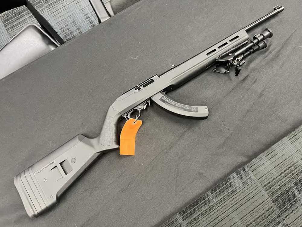 USED RUGER 10/22 .22LR RIFLE - MAGPUL STOCK, BIPOD, PIC RAIL, HARD CASE-img-0