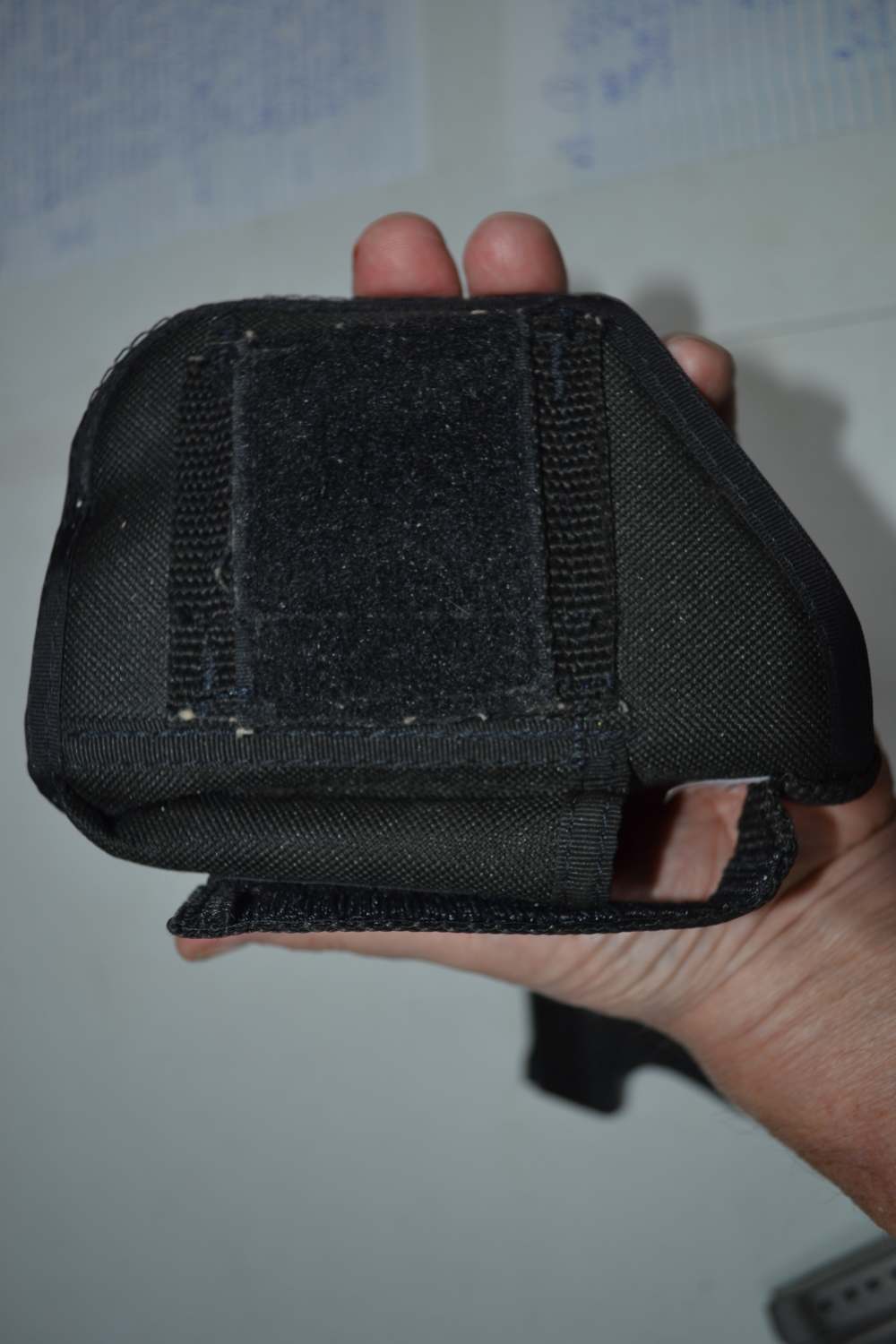S&W M&P9 Shield 9mmP s/a pistol 3" barrel 3 magazines, holster-img-5