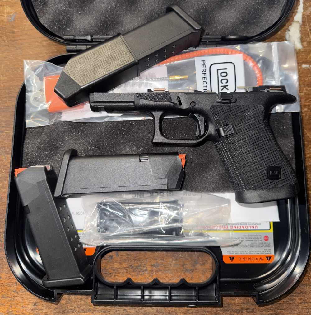 Glock 19 Gen6 G19 Complete Frame, Box, Magazines G6  10+1 or 15+1 ORS Gen-img-0