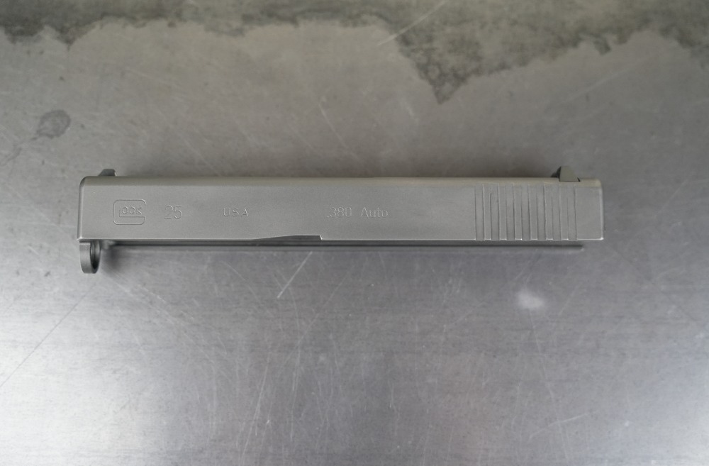 Glock 25 Gen3 – Rare Discontinued Model | Factory Glock GTL10 Light-img-17