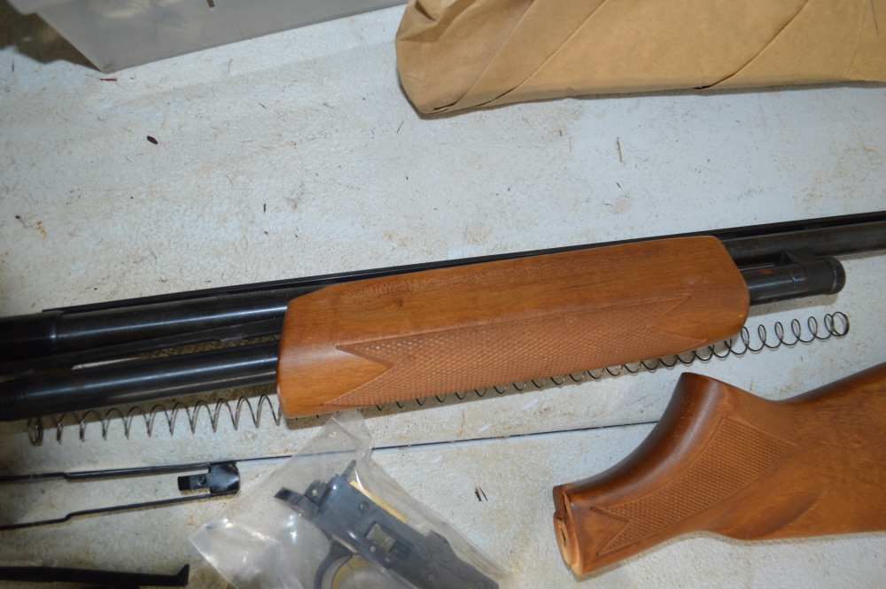 Mossberg, .410ga pump, 24" barrel, Parts Kit, NO RECEIVER, #13303 VERY GOOD-img-6