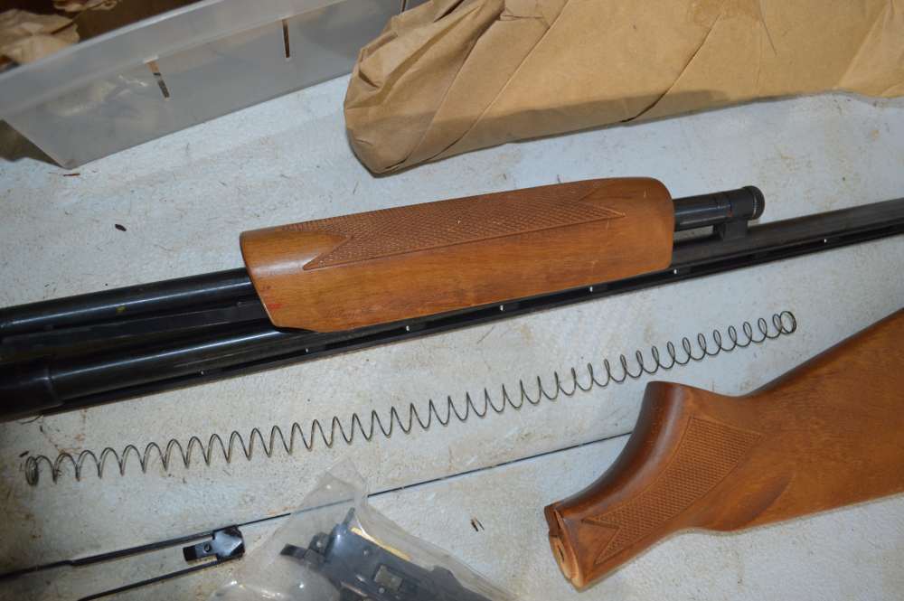 Mossberg, .410ga pump, 24" barrel, Parts Kit, NO RECEIVER, #13303 VERY GOOD-img-7