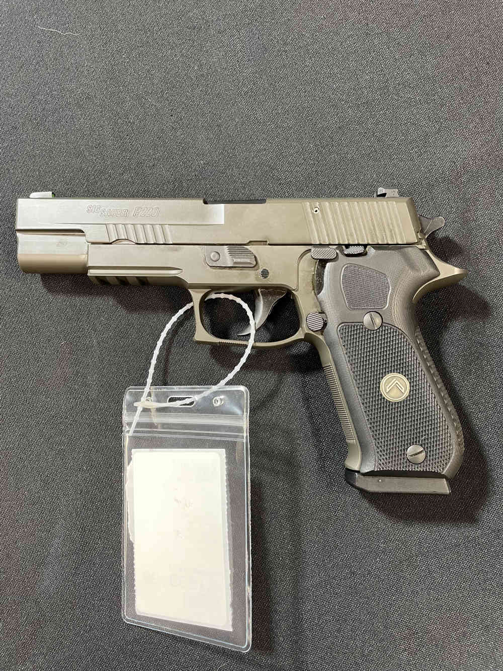 Sig Sauer P220 Legion -img-1