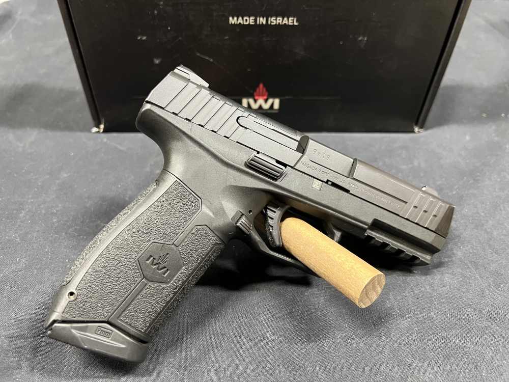 IWI Masada Semi auto pistol 9mm Luger 4.1” bbl optics ready 2 mags box-img-0