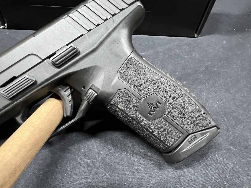 IWI Masada Semi auto pistol 9mm Luger 4.1” bbl optics ready 2 mags box-img-6