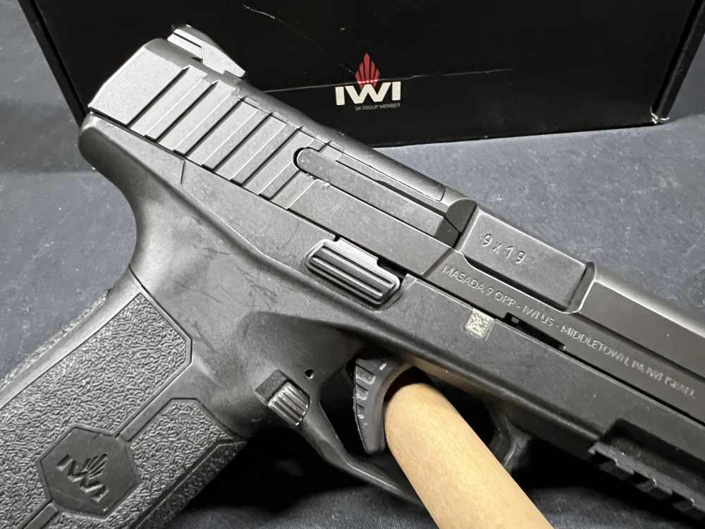 IWI Masada Semi auto pistol 9mm Luger 4.1” bbl optics ready 2 mags box-img-2