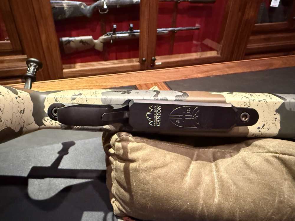 Paradigm Carbon 7mm Rem Mag -img-15