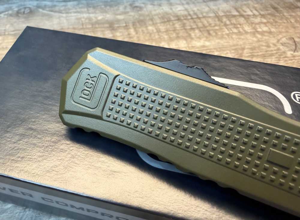 Microtech GLOCK (G19K) w/ OD Green Chassis... LIMITED EDITION! -img-1