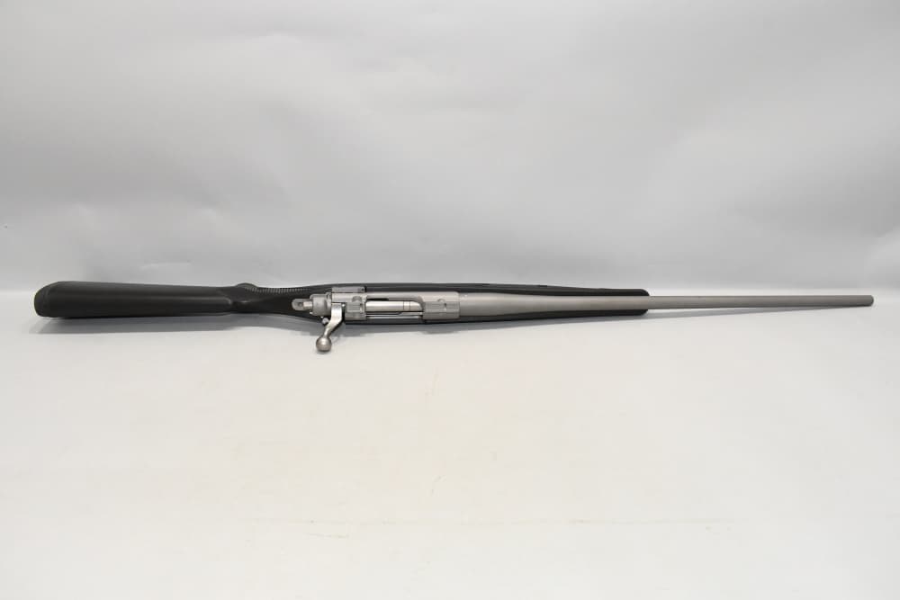 Superb Ruger M77 Hawkeye Bolt Action Rifle 204 Ruger 24" W Box 2014-img-12