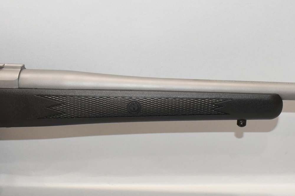 Superb Ruger M77 Hawkeye Bolt Action Rifle 204 Ruger 24" W Box 2014-img-5