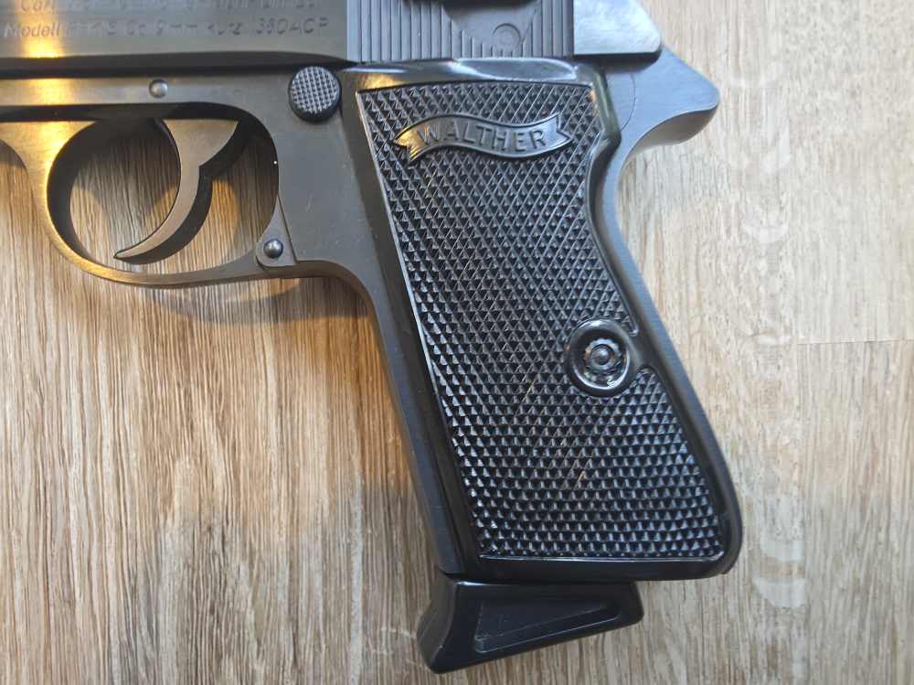 Walther Interarms PPK/S .380 ACP Blued Pistol Made in USA Factory Magazine-img-10