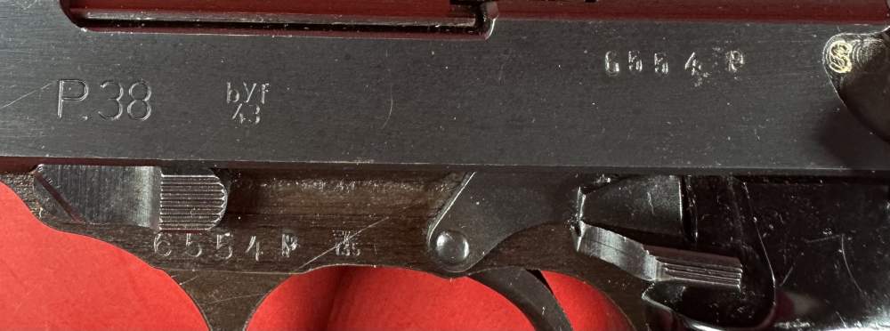 WWII Mauser / Walther P38 BYF 43 9mm 2 mags Excellent Condition-img-12