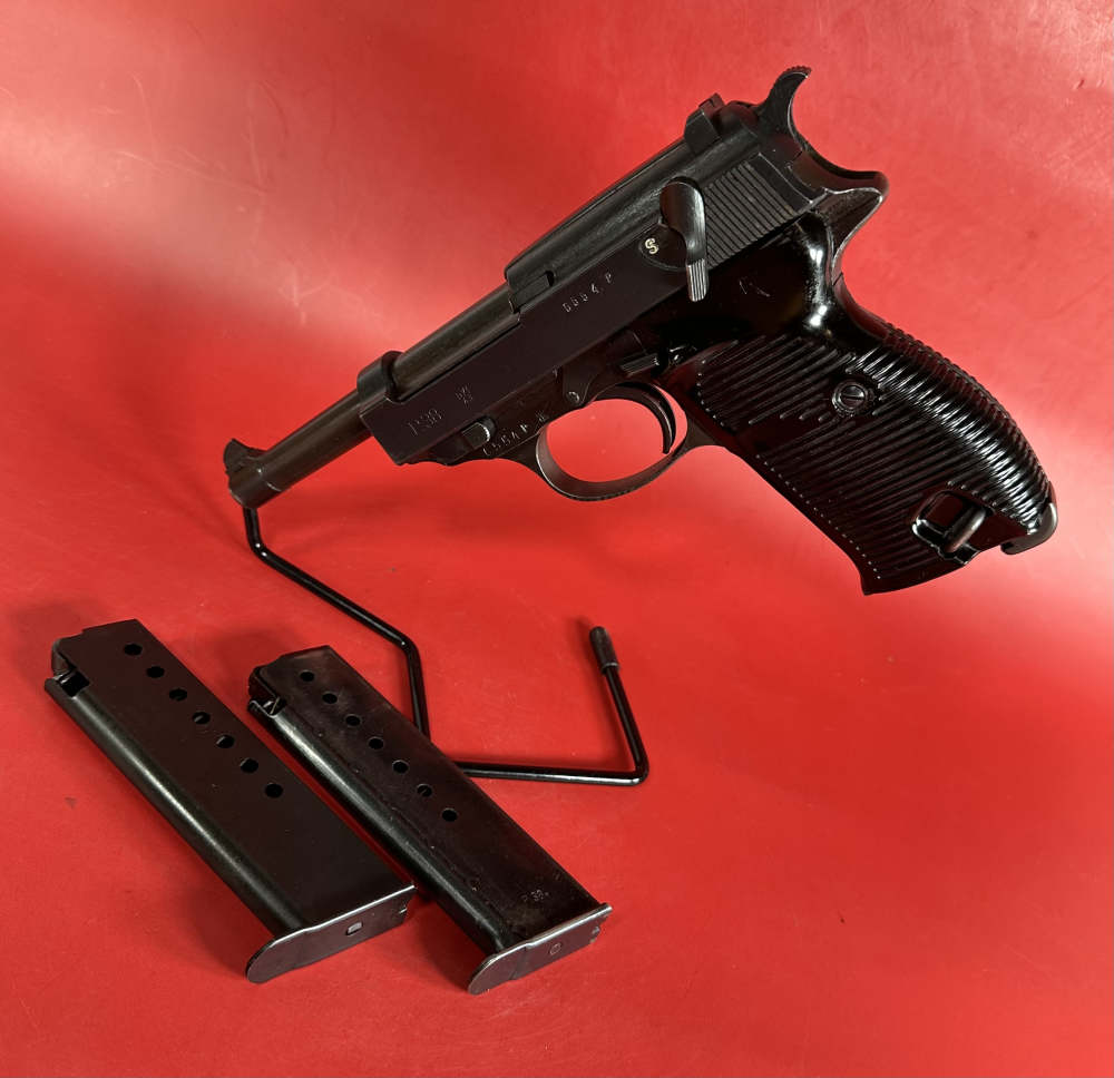 WWII Mauser / Walther P38 BYF 43 9mm 2 mags Excellent Condition-img-0