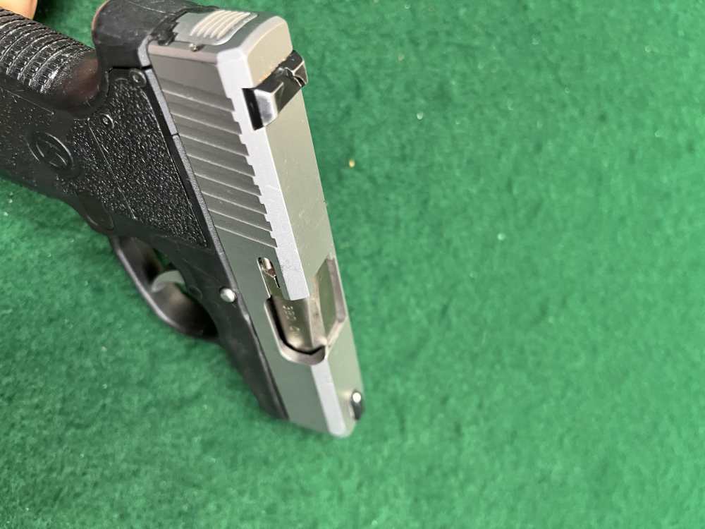 Kahr Arms CW380 .380 ACP 2.5" w/ Magazine & Box -img-6