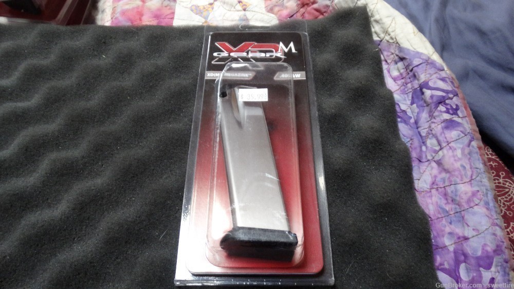springfield armory xdm 16 round .40 factory magazine-img-0