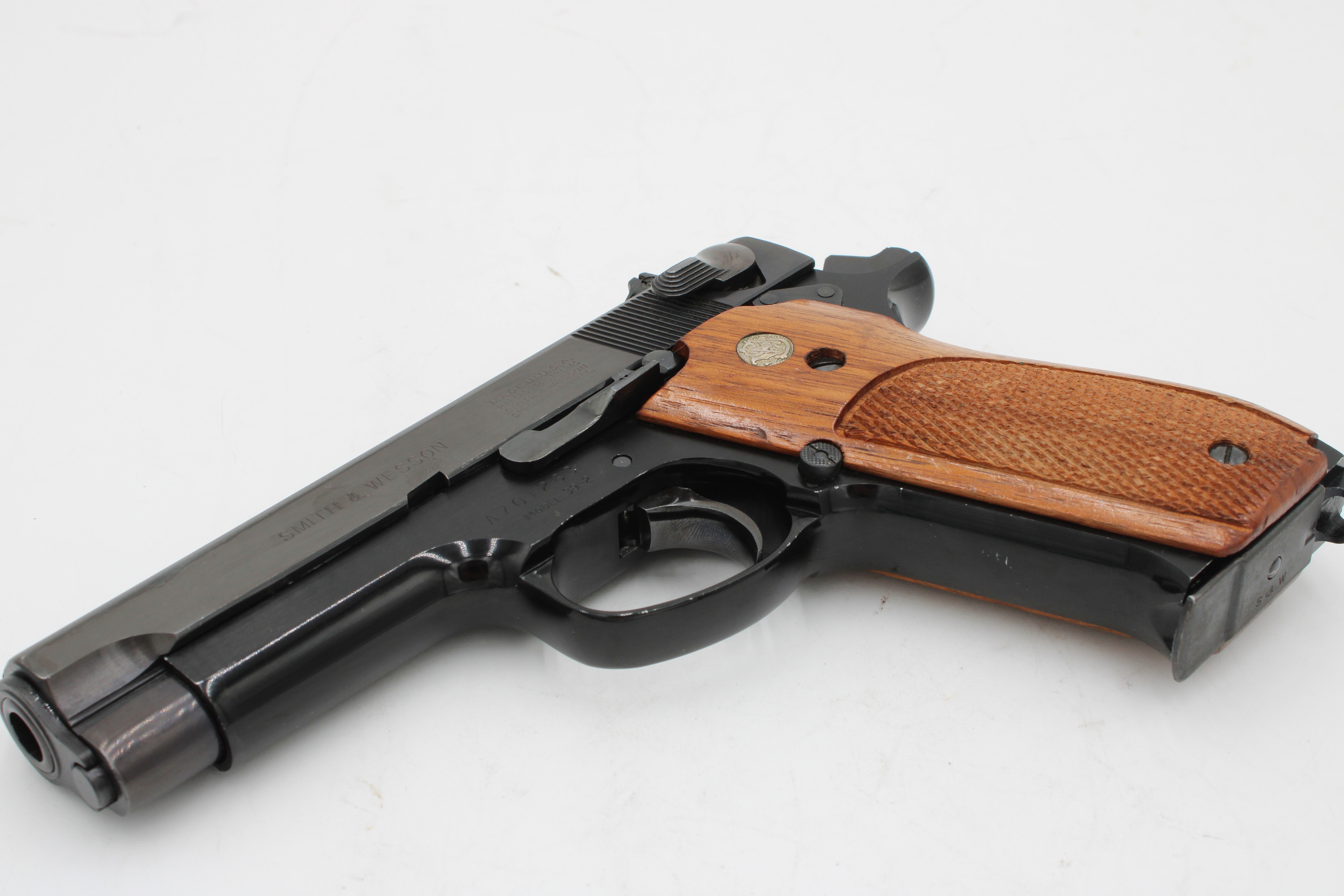 S&W 39-2 W/ Box - Used-img-13