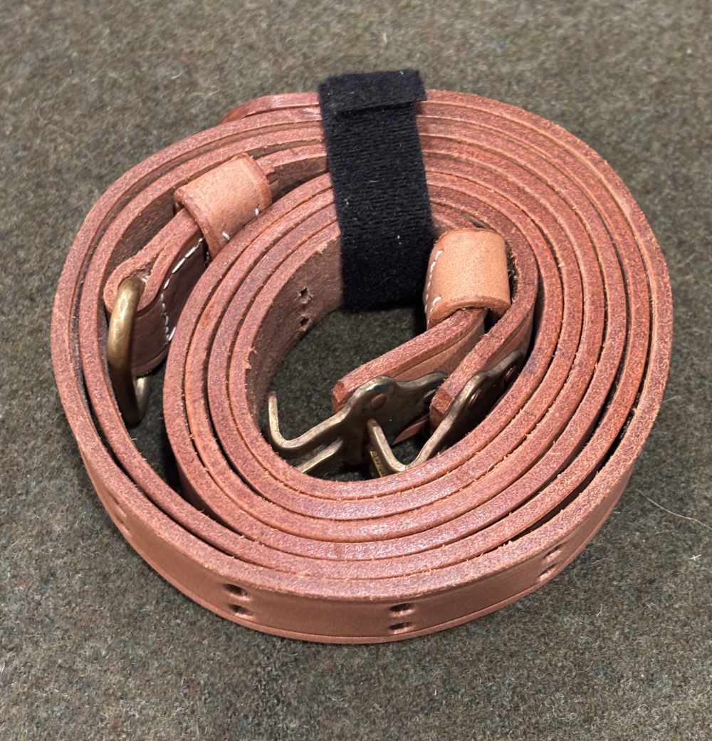 Vintage Commercial Made M1907 Leather Sling - Brass Hooks - Copper Rivets -img-1