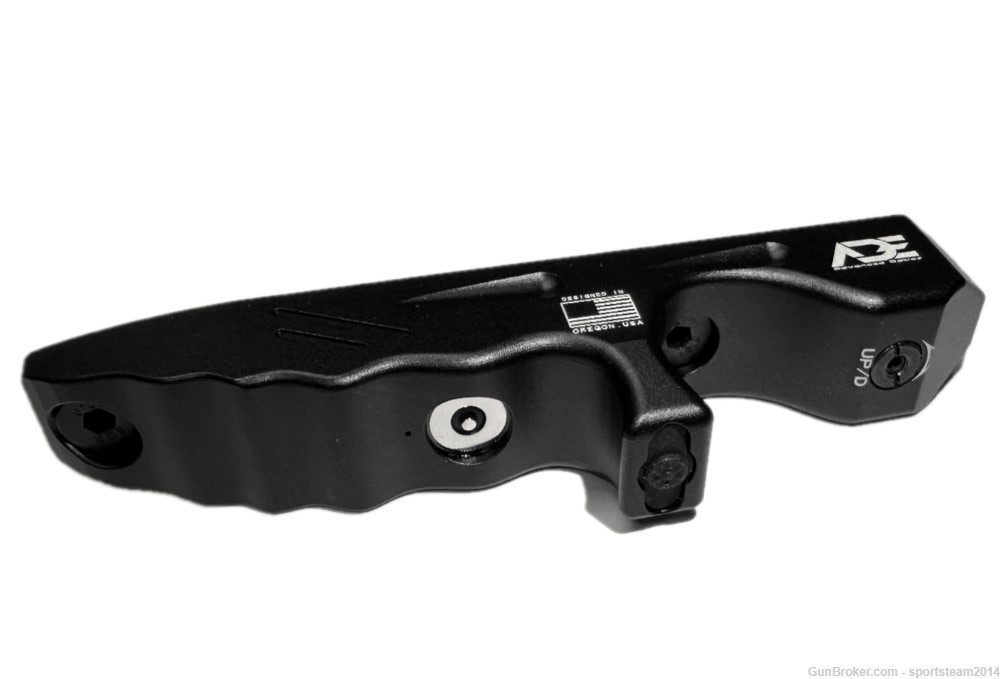 ADE Metal Mlok Angled Foregrip with Rechargeable Green Laser -img-3