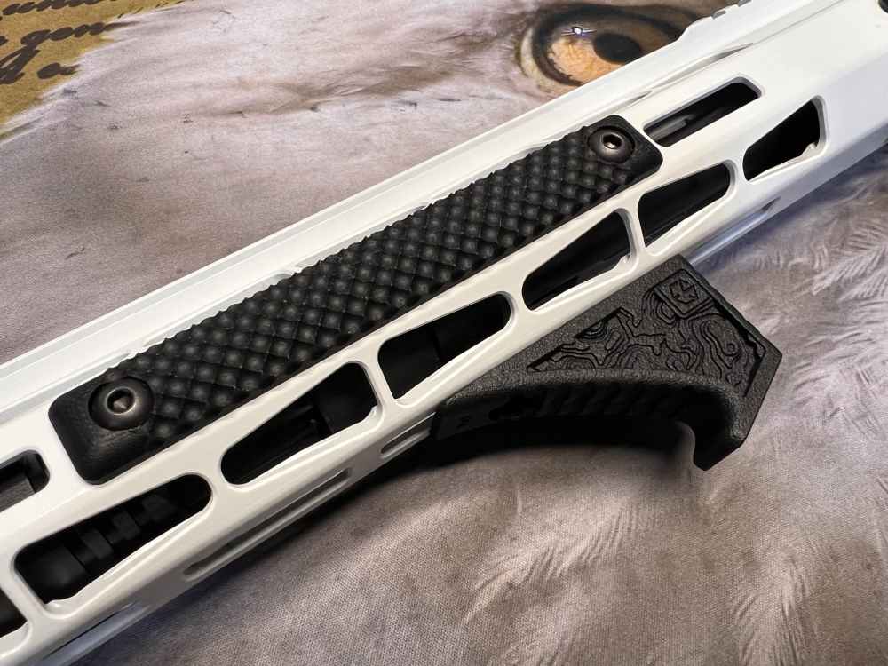 10.5in (556) Premium AR Pistol “AK WHiTE” -CWRAY-img-15