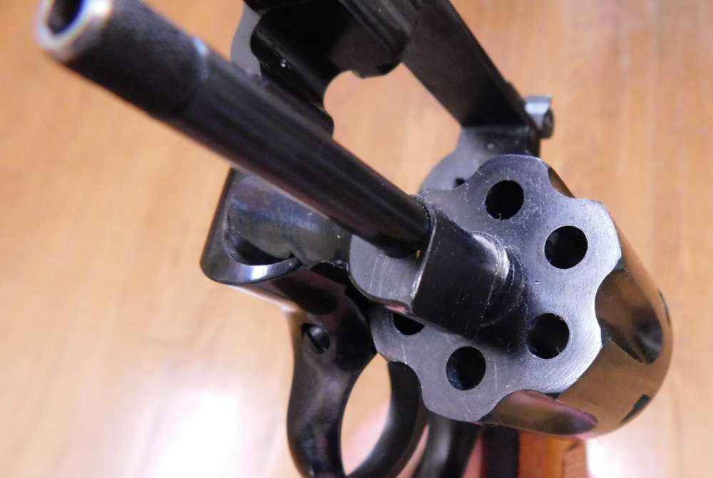SMITH & WESSON MODEL 17 22LR-img-2