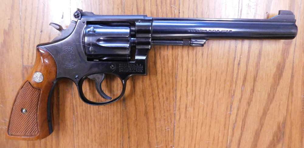 SMITH & WESSON MODEL 17 22LR-img-1