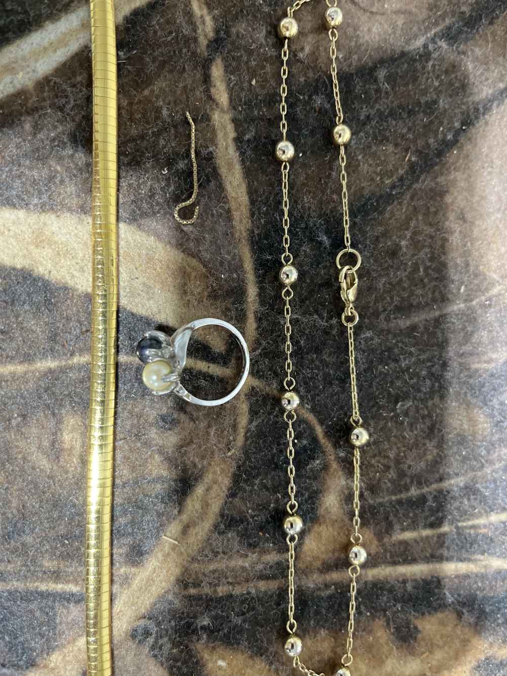 Gold necklaces and ring-img-0