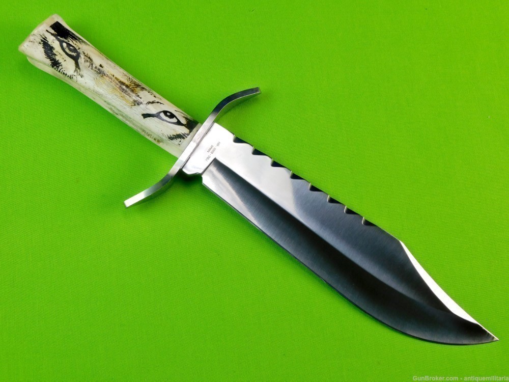 Hen & Rooster Spain Customized Scrimshaw Wolf Eyes Large Bowie Knife-img-1
