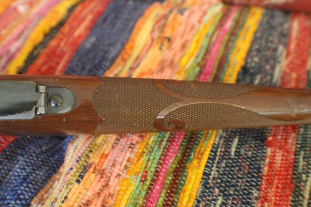 Winchester Model 70 Classic Featherweight 270 Winchester /22" FLuer De Lis -img-32