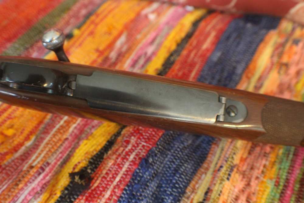 Winchester Model 70 Classic Featherweight 270 Winchester /22" FLuer De Lis -img-31