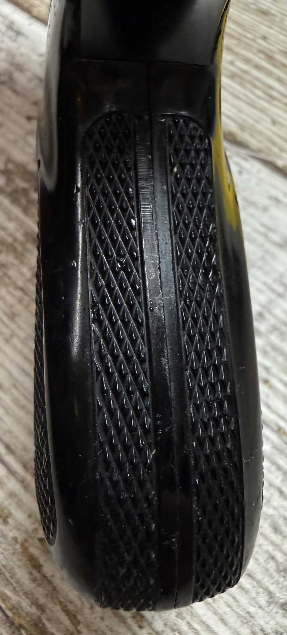 * V. Bernardelli * 60 * 32 Auto * ACP * 1959 * C&R * M60-img-10